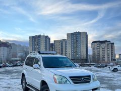 Photo of the vehicle Lexus GX