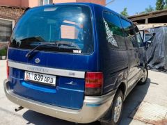 Сүрөт унаа Nissan Serena