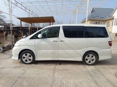 Photo of the vehicle Toyota Alphard