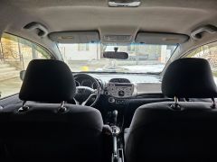 Фото авто Honda Fit