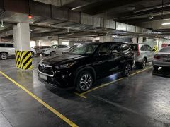 Photo Toyota Highlander  2020