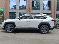 Сүрөт унаа Toyota RAV4