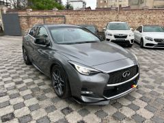 Фото авто Infiniti Q30