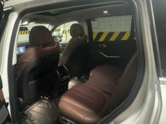 Photo of the vehicle BMW X7