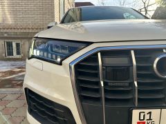 Фото авто Audi Q7