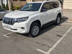 Сүрөт унаа Toyota Land Cruiser Prado