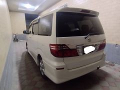 Фото авто Toyota Alphard