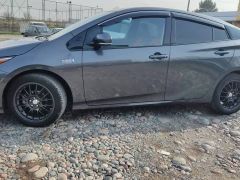 Сүрөт унаа Toyota Prius v (+)