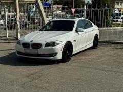 Photo of the vehicle BMW 5 Series