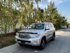 Сүрөт унаа Toyota Land Cruiser