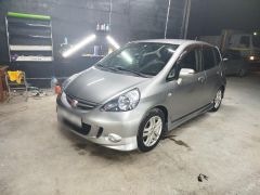 Фото авто Honda Jazz