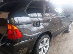 Photo of the vehicle BMW X5