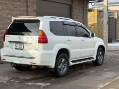 Photo of the vehicle Lexus GX