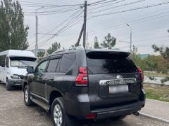 Сүрөт унаа Toyota Land Cruiser Prado