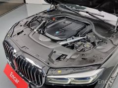 Фото авто BMW 7 серии