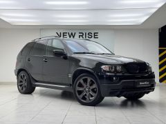 Photo of the vehicle BMW X5