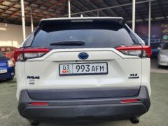 Сүрөт унаа Toyota RAV4