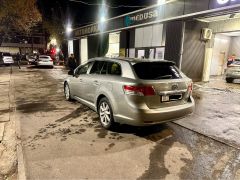 Сүрөт унаа Toyota Avensis