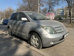 Photo of the vehicle Toyota Ist