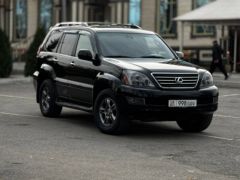 Photo of the vehicle Lexus GX