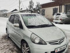 Фото авто Honda Jazz