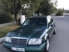 Сүрөт унаа Mercedes-Benz W124