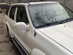 Сүрөт унаа Nissan Pathfinder