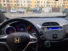 Фото авто Honda Fit