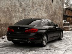 Photo of the vehicle BMW 5 Series