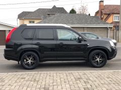 Photo of the vehicle Nissan X-Trail