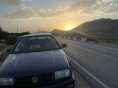 Сүрөт унаа Volkswagen Vento