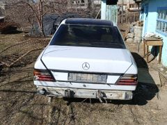 Photo of the vehicle Mercedes-Benz W124