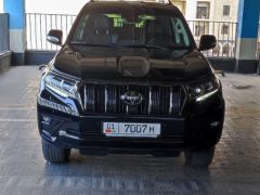 Фото авто Toyota Land Cruiser Prado