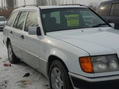 Фото авто Mercedes-Benz W124