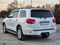 Фото авто Toyota Sequoia