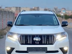 Сүрөт унаа Toyota Land Cruiser Prado