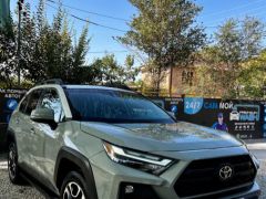 Сүрөт унаа Toyota RAV4