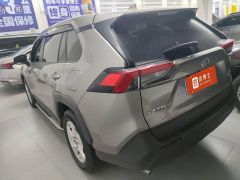 Фото авто Toyota RAV4