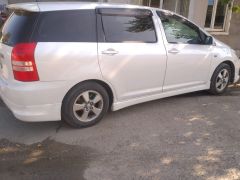 Photo of the vehicle Toyota Wish