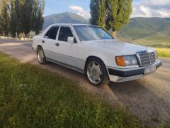 Фото авто Mercedes-Benz W124