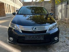 Photo of the vehicle Lexus HS