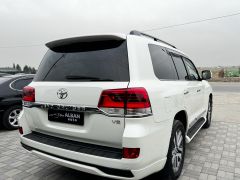 Фото авто Toyota Land Cruiser