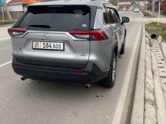 Сүрөт унаа Toyota RAV4