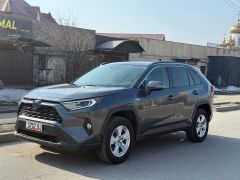 Сүрөт унаа Toyota RAV4