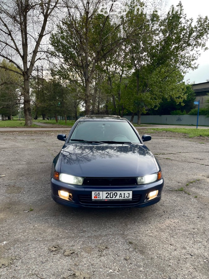 Mitsubishi Galant