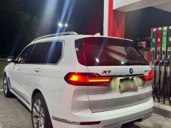 Фото авто BMW X7