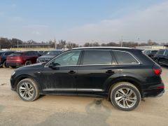 Сүрөт унаа Audi Q7