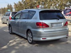 Фото авто Toyota Ipsum