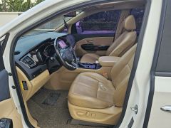 Сүрөт унаа Kia Carnival