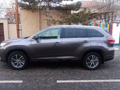 Фото авто Toyota Highlander